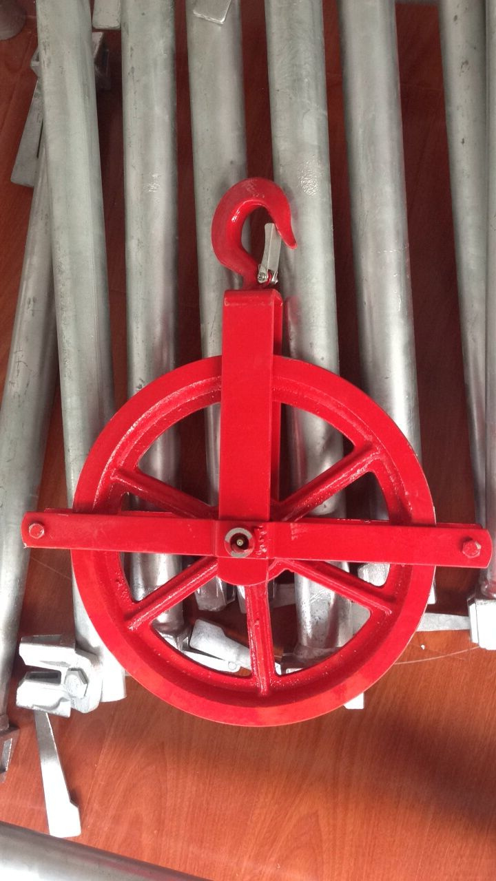red gin wheel
