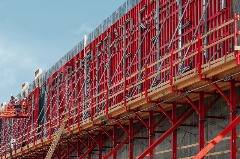 How Does A Climbing Scaffolding System Improve Construction Efficiency?