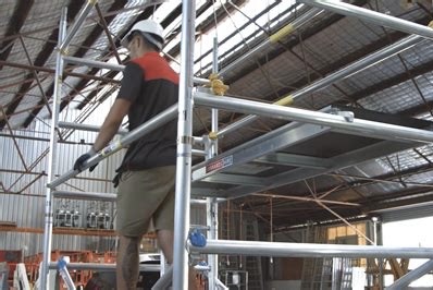 set up ladder scaffolding_1