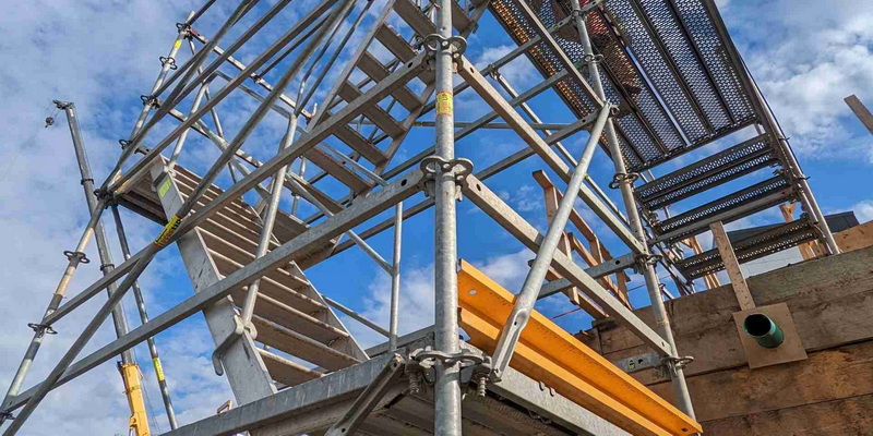 Системийн Scaffold Stair Towers нь барилгын аюулгүй байдлыг хэрхэн сайжруулдаг вэ?