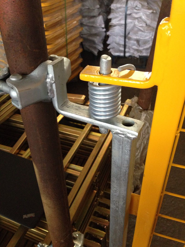 Scaffolding Steel Safety Gate / Ladder Access Gate 960mm X 761mm