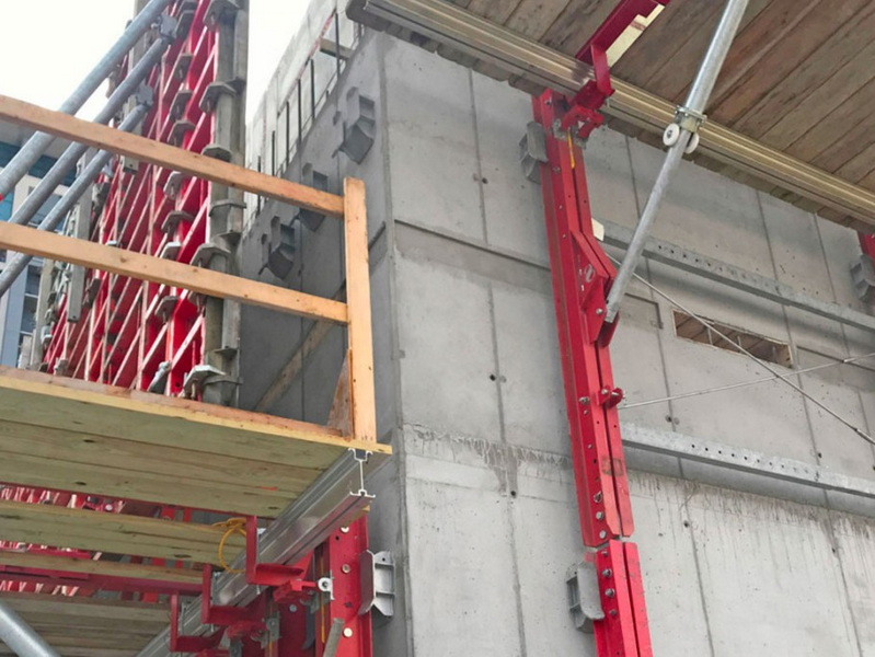 What Are The Key Benefits of Using A Climbing Scaffold System in Construction?