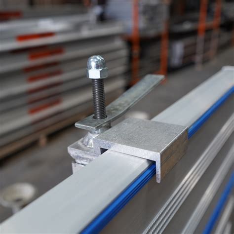 Adjustable Plank Clamp