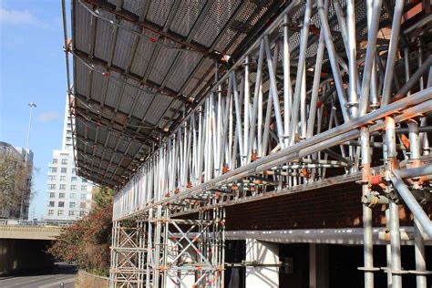 Is Heavy Duty Aluminum Scaffolding Safe for Industrial Use?