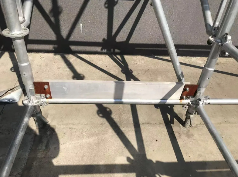 scaffold toe board 4
