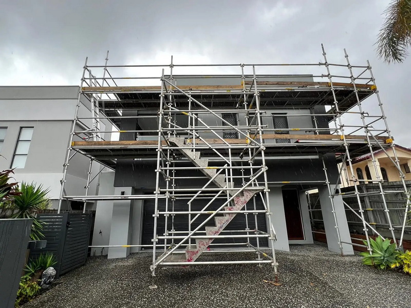 Pansamantalang mga plank ng scaffold