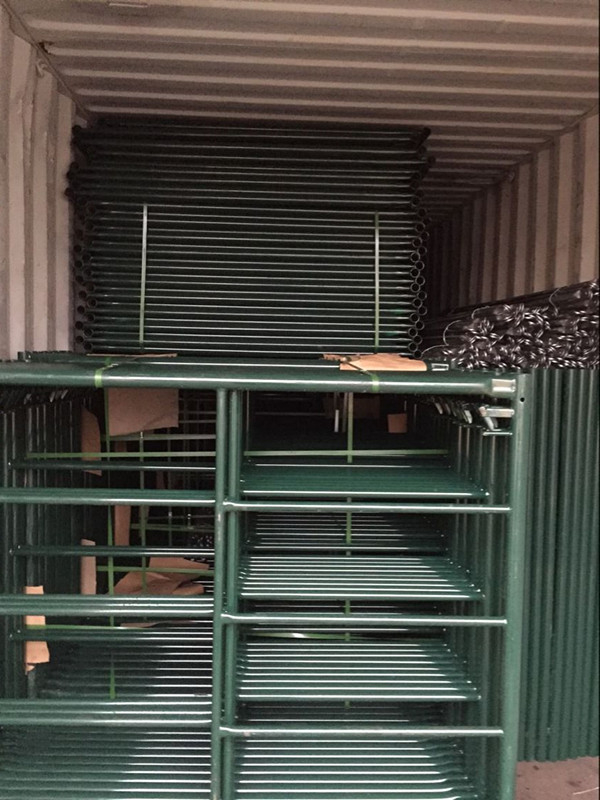 Green Powder Coated Scaffolding Frame Manufacured From Chinese Factory